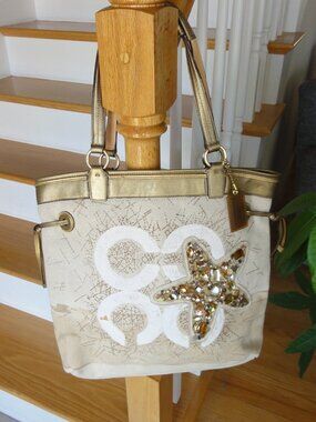 COACH Audrey Canvas Leigh Limited Edition Tote bag w/ Jeweled Starfish GOOD COND